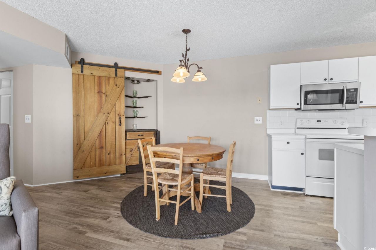 2257 Huntingdon Dr. Photo 6