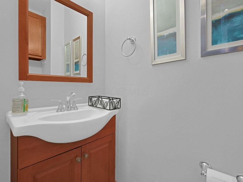 169 E Livingston Avenue , Columbus, OH 43215 Photo 13