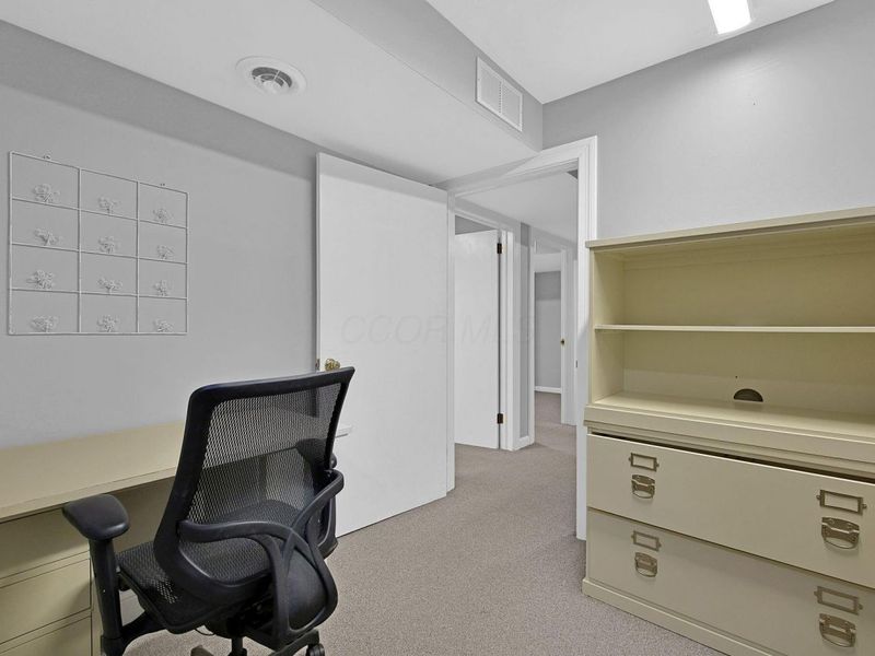 169 E Livingston Avenue , Columbus, OH 43215 Photo 24