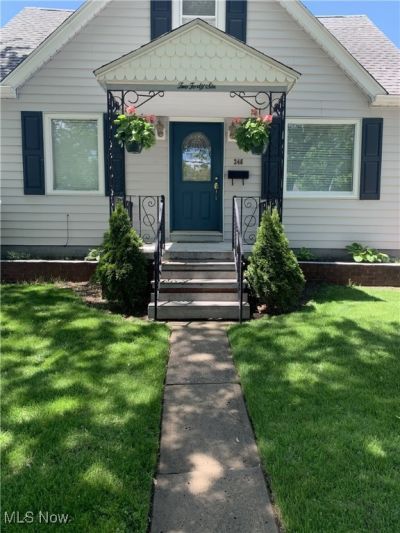 246 29th Street Nw, Barberton, OH 44203 Main Photo