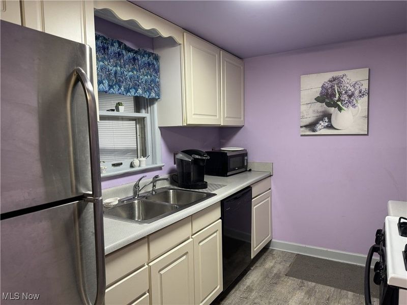 246 29th Street NW, Barberton, OH 44203 Photo 8