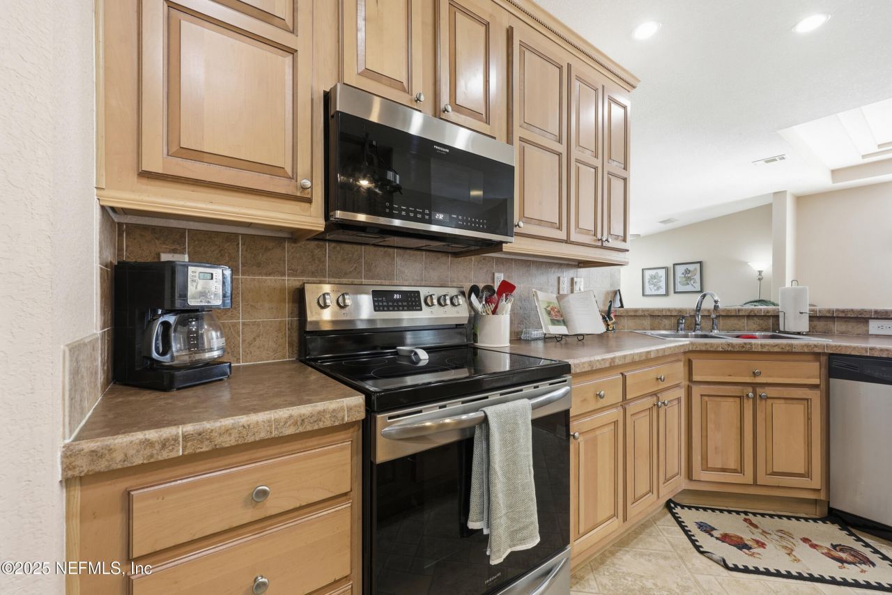 112 Waterside Avenue, Satsuma, FL 32189 Photo