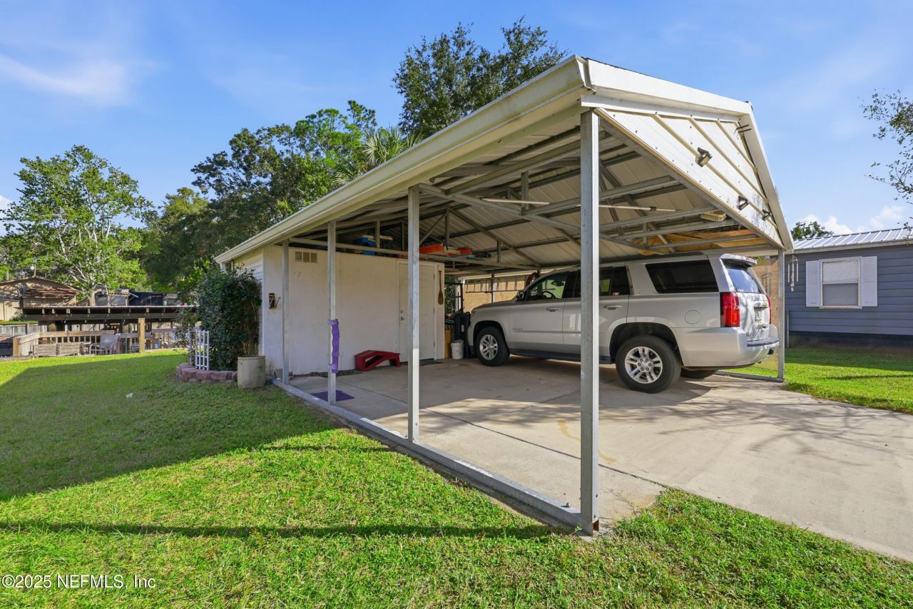 112 Waterside Avenue, Satsuma, FL 32189 Photo