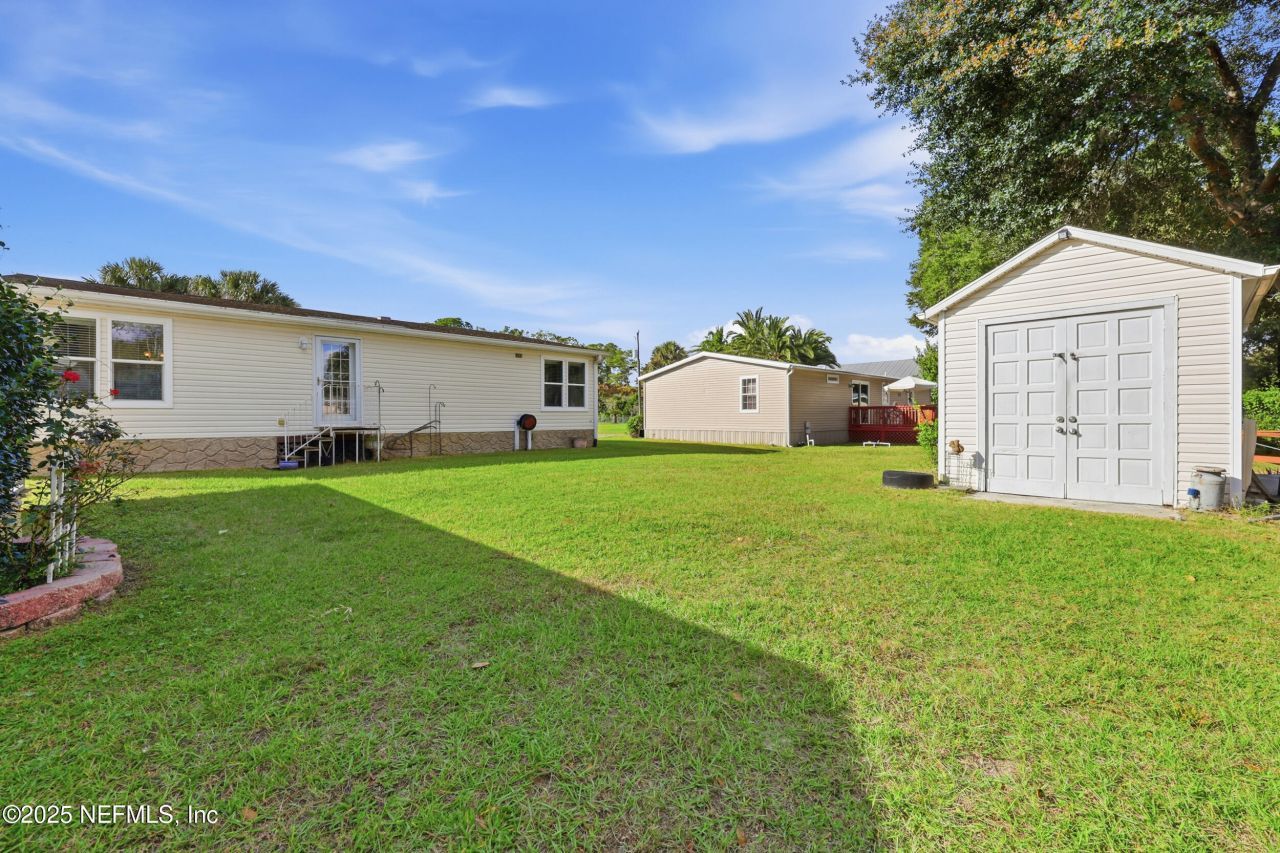 112 Waterside Avenue, Satsuma, FL 32189 Photo
