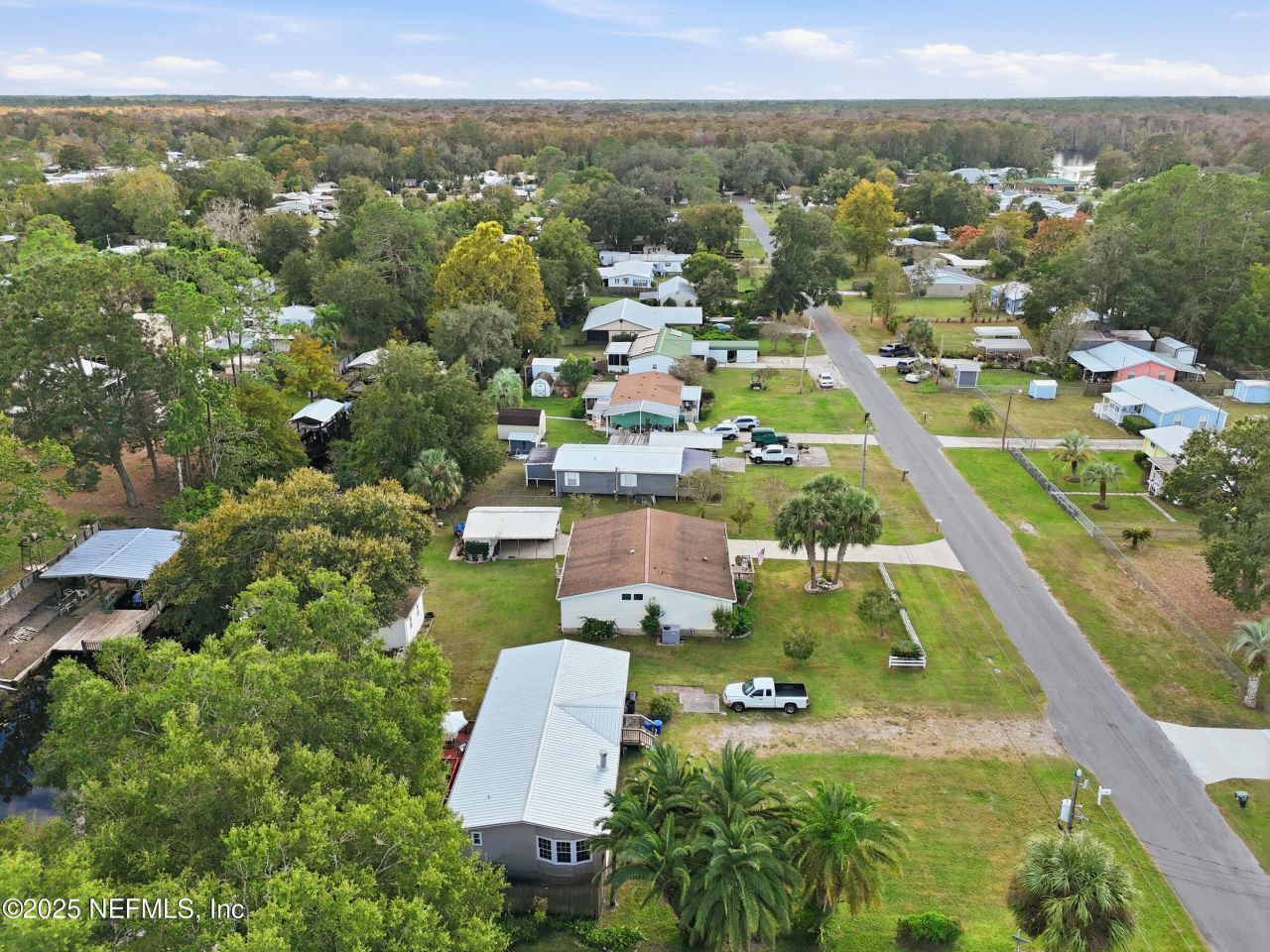 112 Waterside Avenue, Satsuma, FL 32189 Photo