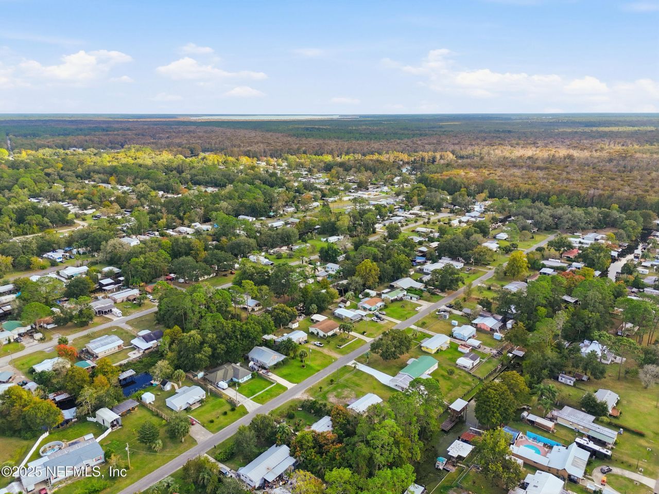 112 Waterside Avenue, Satsuma, FL 32189 Photo