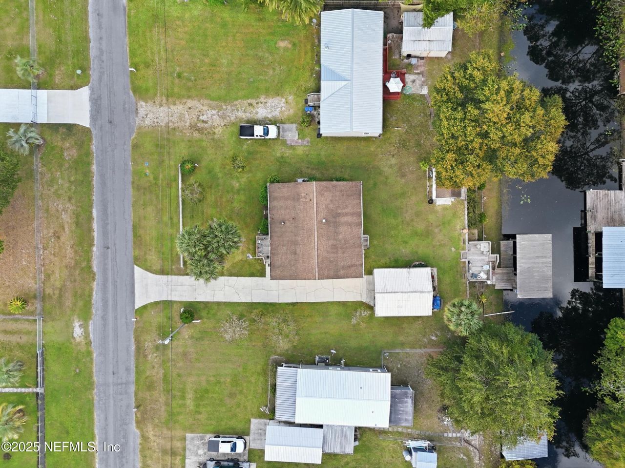 112 Waterside Avenue, Satsuma, FL 32189 Photo