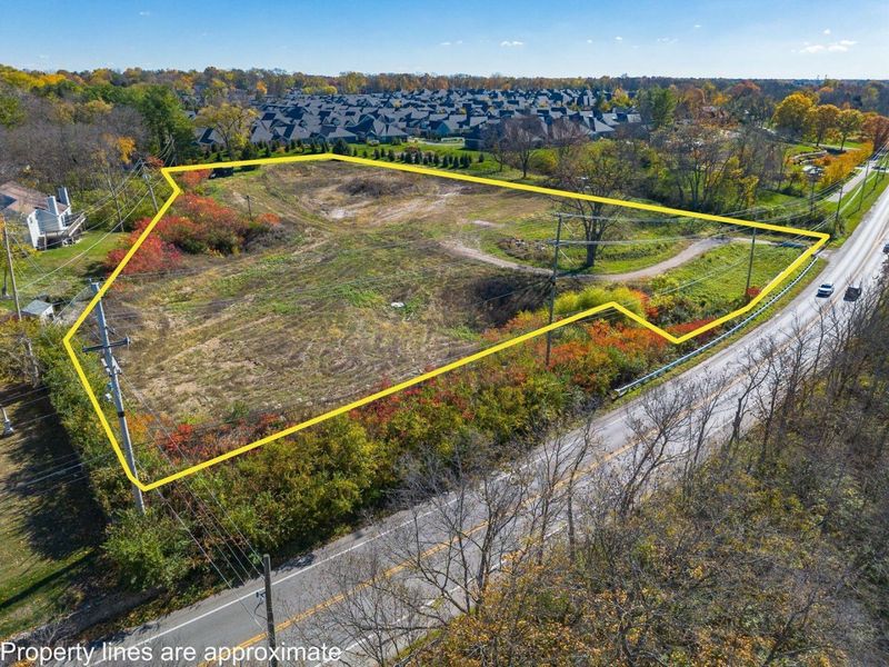 5622 Riverside Drive, Dublin, OH 43017 Photo 2