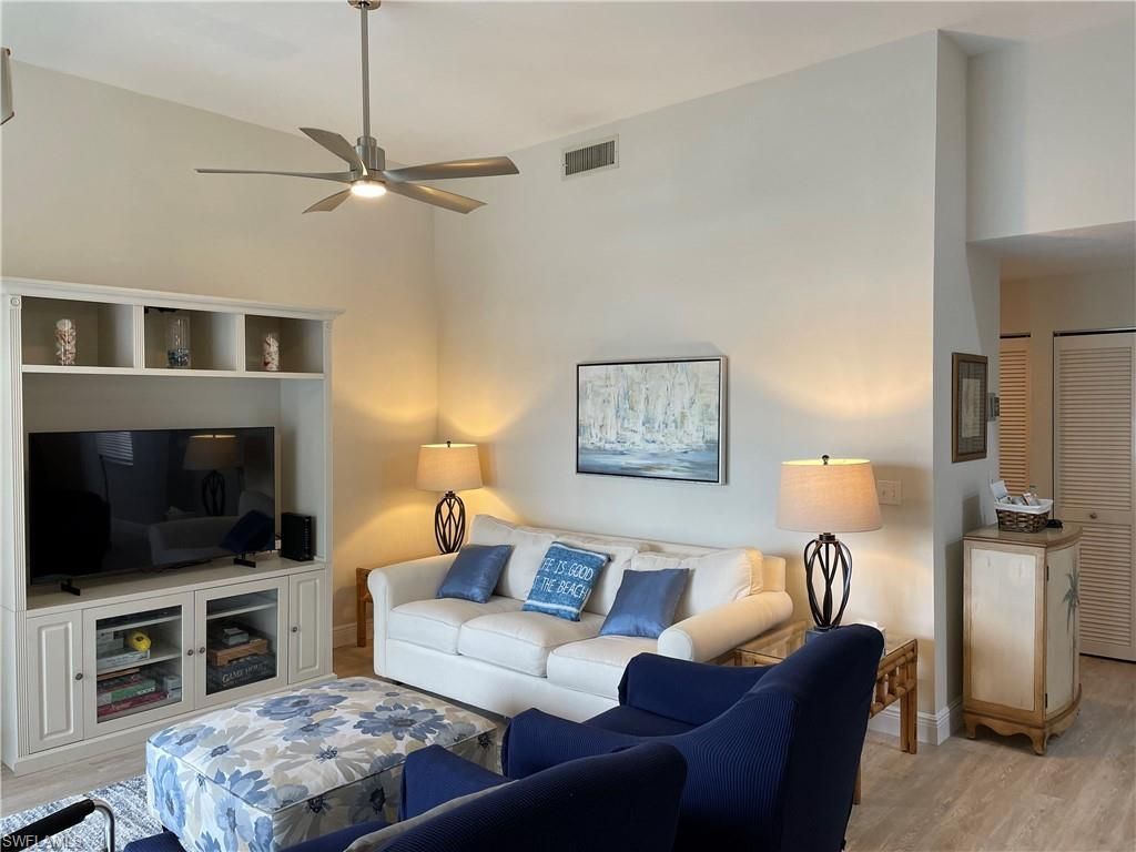 2671 Citrus Lake Dr, Unit E-303, Naples, FL 34109 Photo