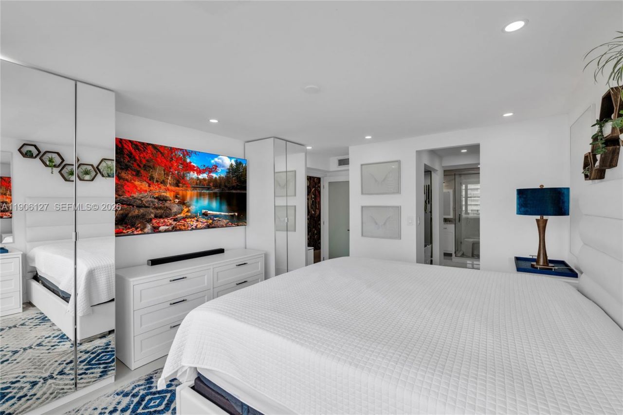 2801 NE 183rd St, Unit 1516W, Aventura, FL 33160 Photo