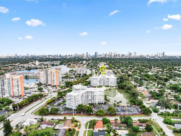 1300 NE Miami Gardens Dr, Unit 512E, Miami, FL 33179