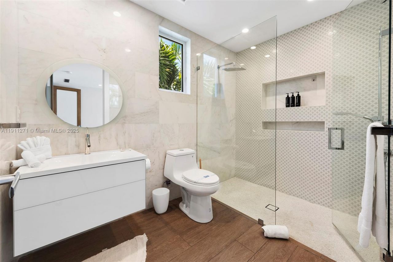 1319 Seminole Dr, Fort Lauderdale, FL 33304 Photo