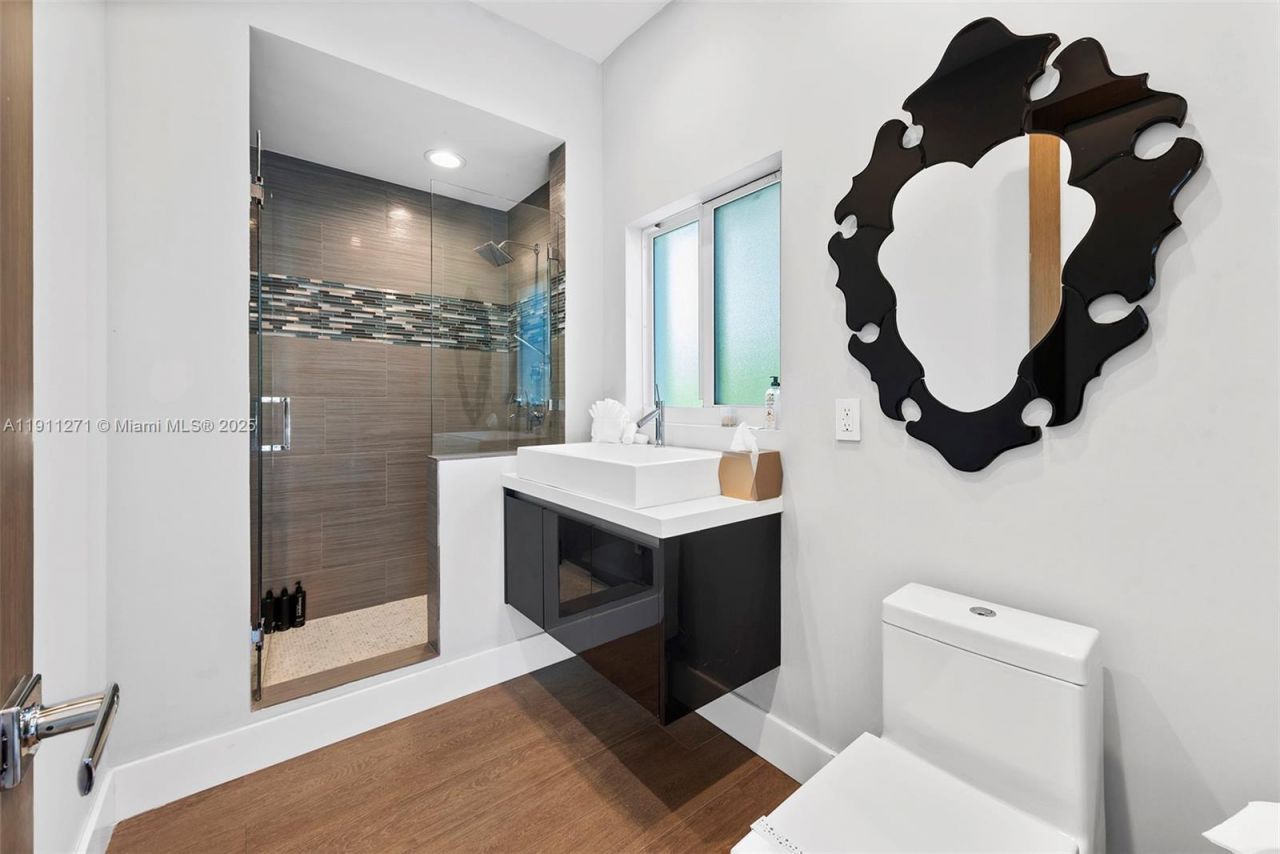 1319 Seminole Dr, Fort Lauderdale, FL 33304 Photo