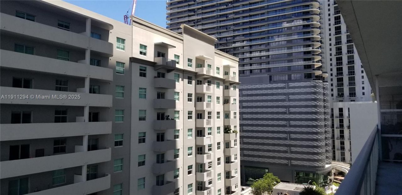 1111 SW 1 Av, Unit 1123-N, Miami, FL 33130 Photo