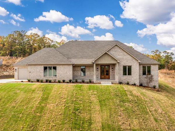 176 Maumelle Valley Drive, Maumelle, AR 72113