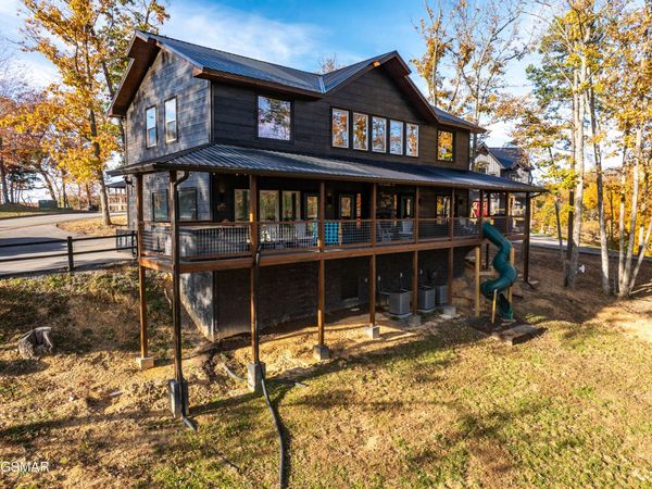 3105 Storm Bringer Drive, Sevierville, TN 37862