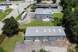 117 Embassy Drive photo 4