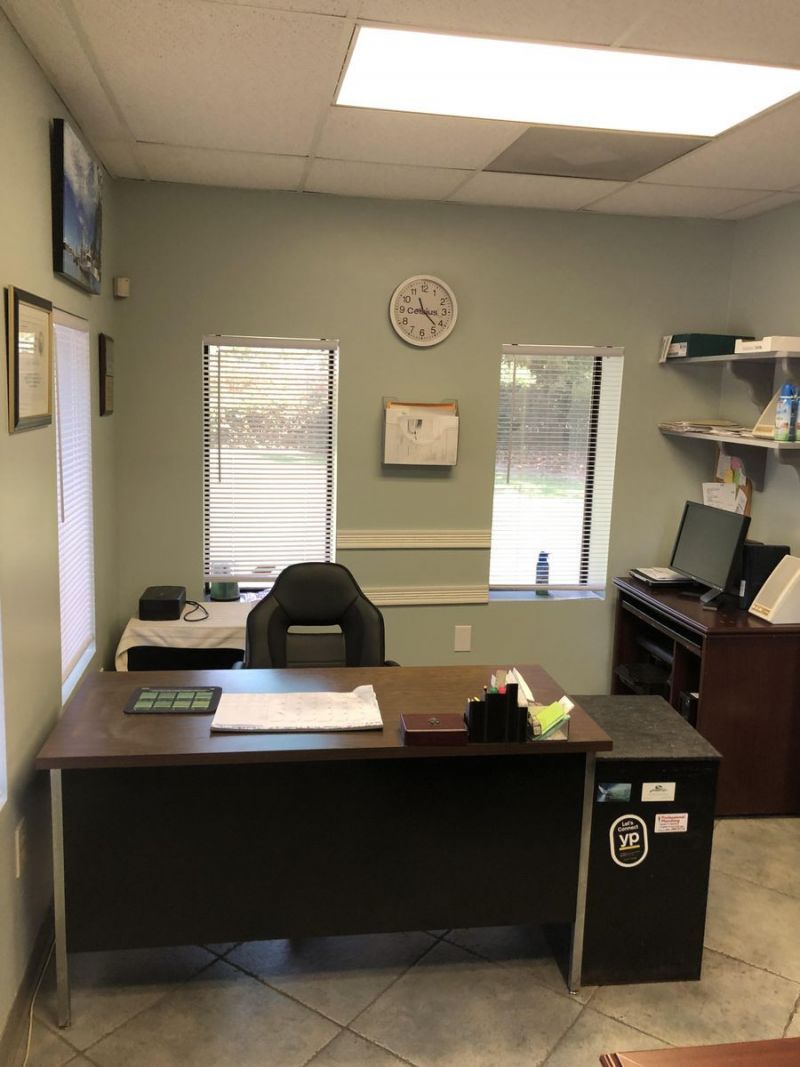 117 Embassy Drive Photo 7