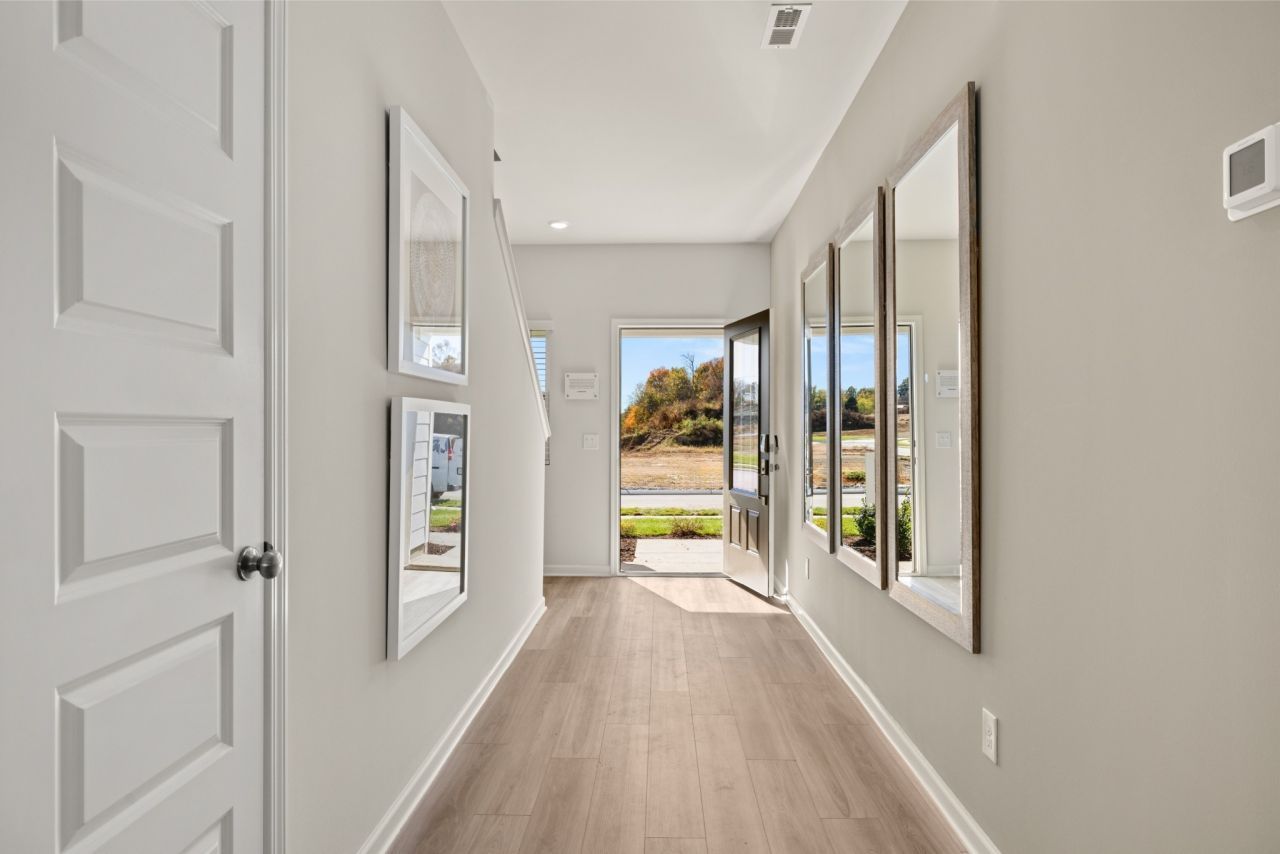 560 Emerson Lane , Westmoreland, TN 37186 Main Photo