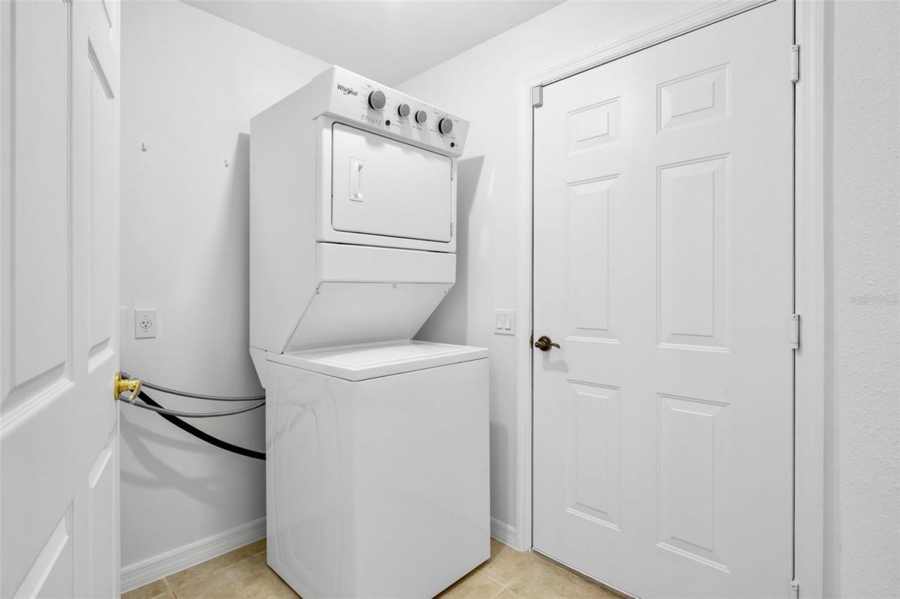 4463 Cinnamon Drive, Unit 2502, Sarasota, FL 34238 Photo