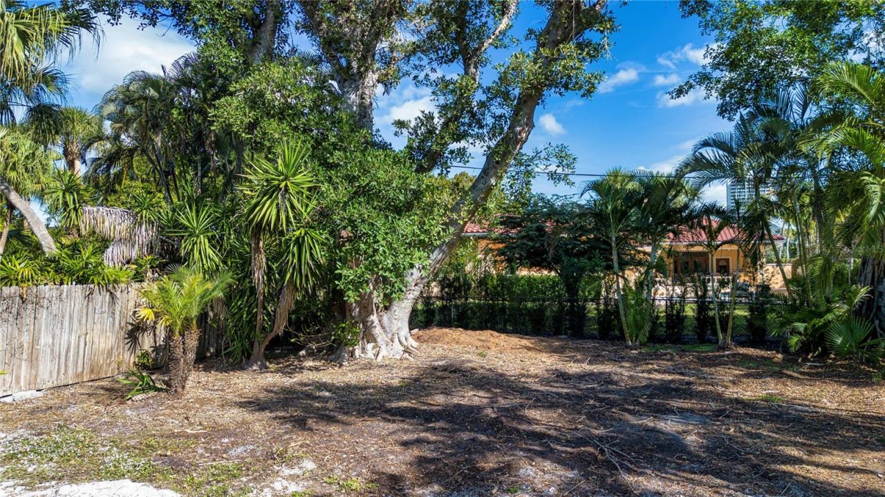 51 S Adams Drive, Sarasota, FL 34236 Photo