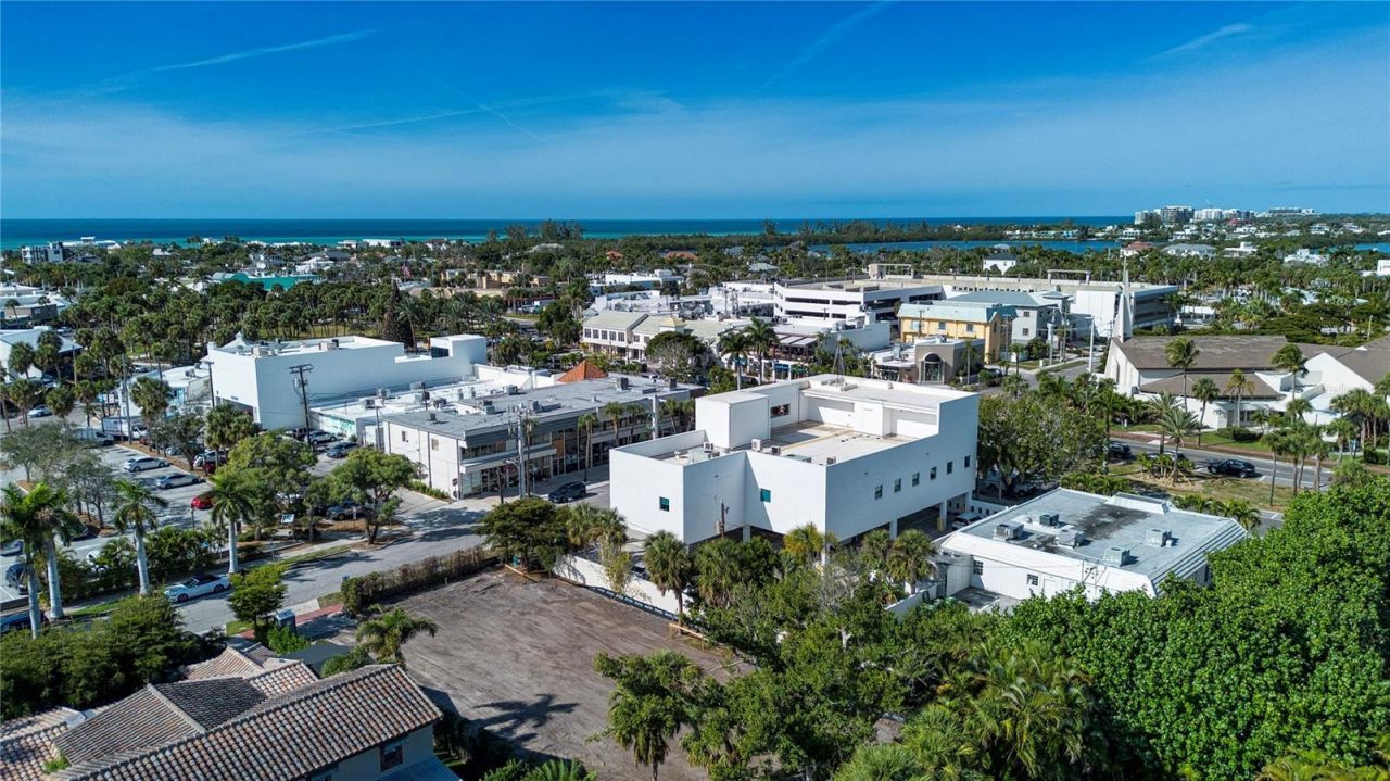 51 S Adams Drive, Sarasota, FL 34236 Photo