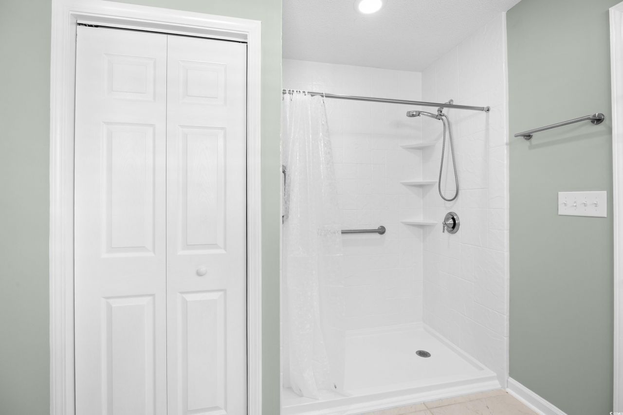 4237 Rivergate Ln. Photo 23