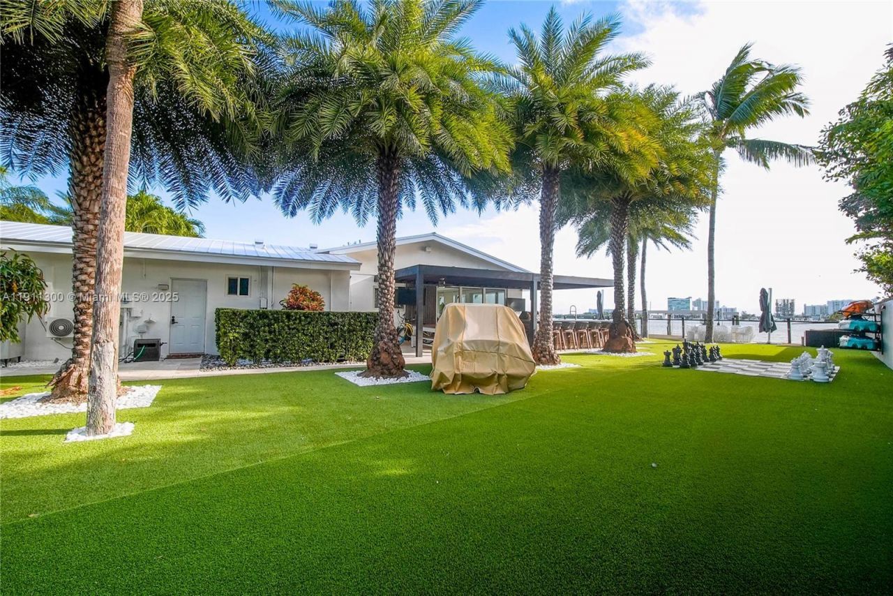 1242 NE 81st Ter, Miami, FL 33138 Photo