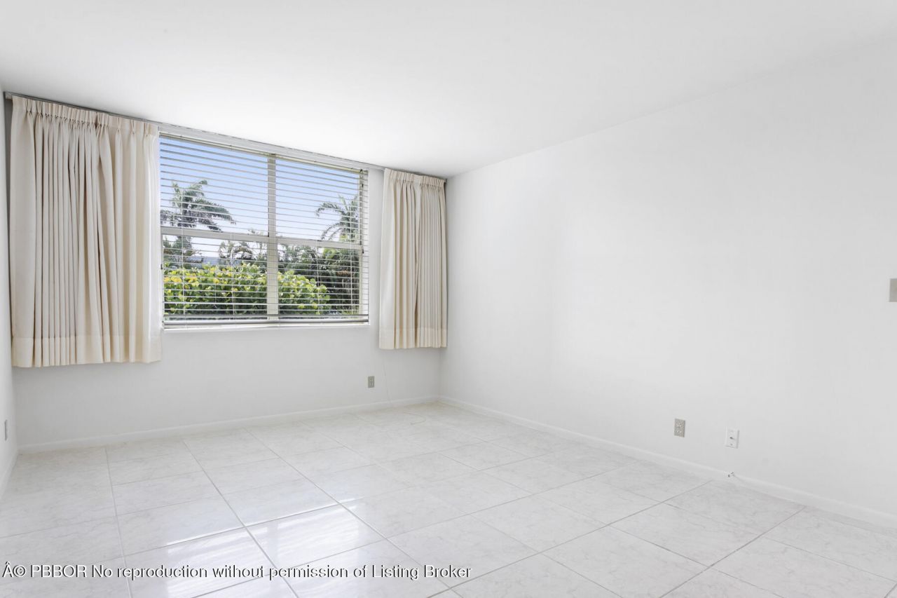 2860 S Ocean Boulevard, Unit 210, Palm Beach, FL 33480 Photo