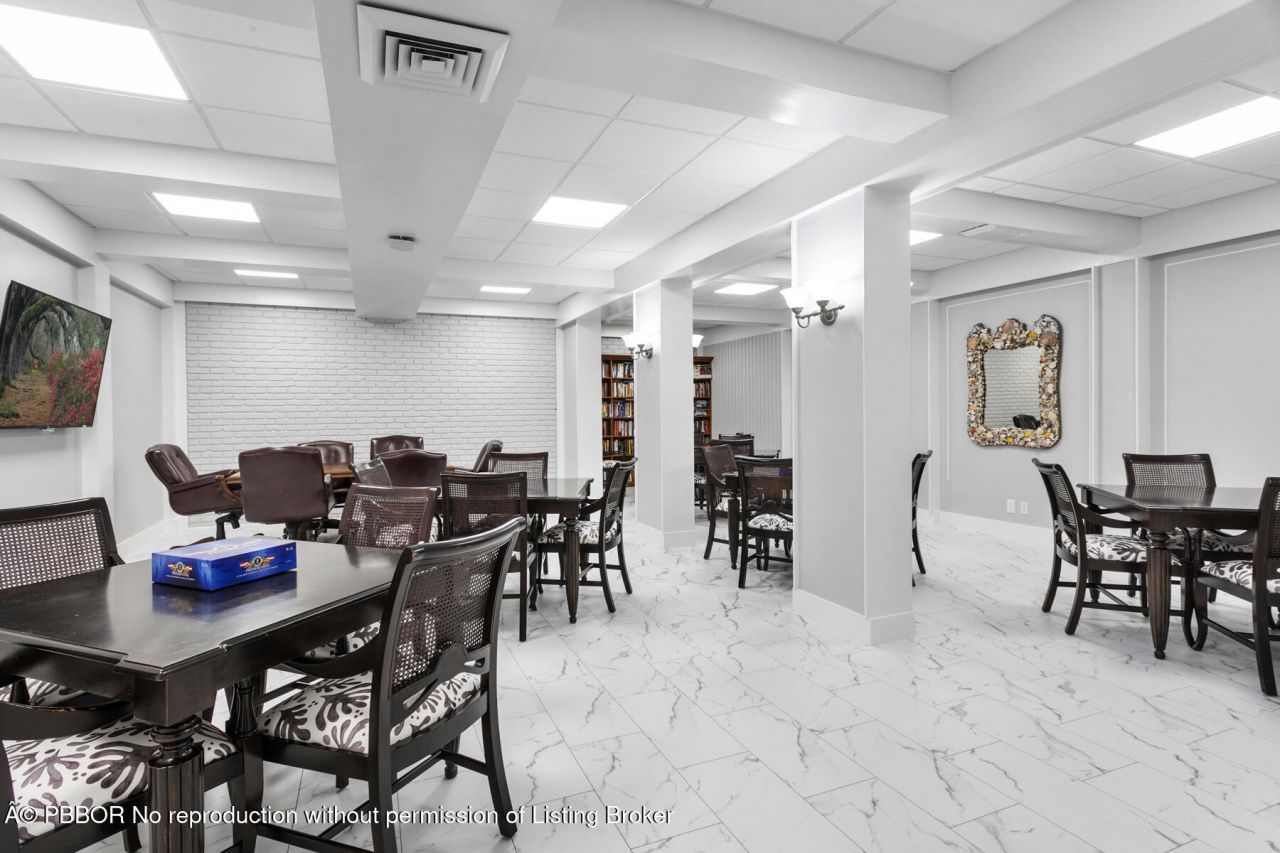 2860 S Ocean Boulevard, Unit 210, Palm Beach, FL 33480 Photo