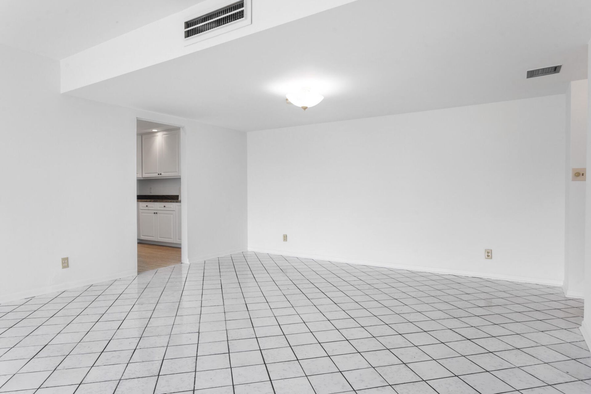 2860 S Ocean Boulevard, Unit 210, Palm Beach, FL 33480 Photo