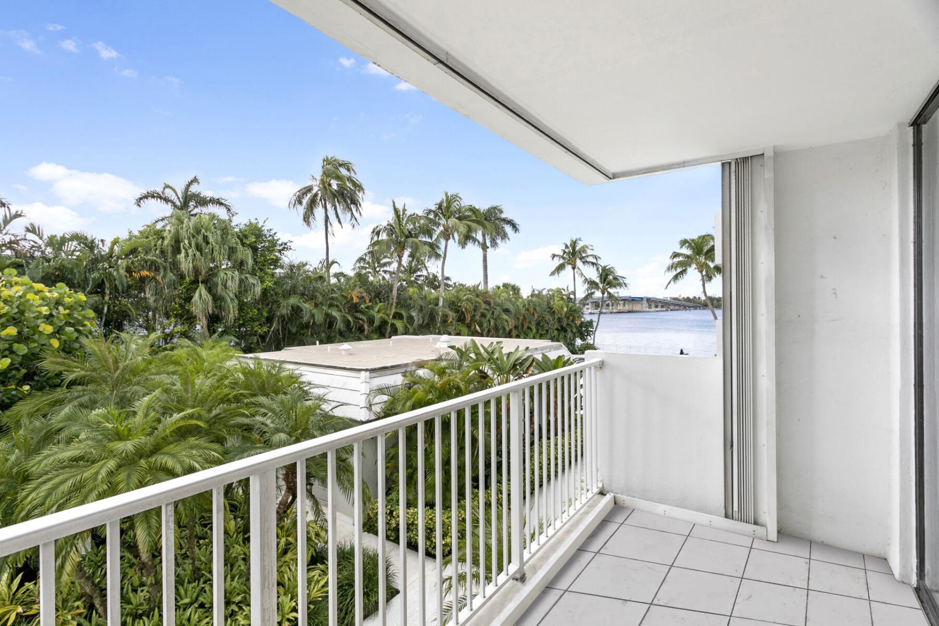 2860 S Ocean Boulevard, Unit 210, Palm Beach, FL 33480 Photo