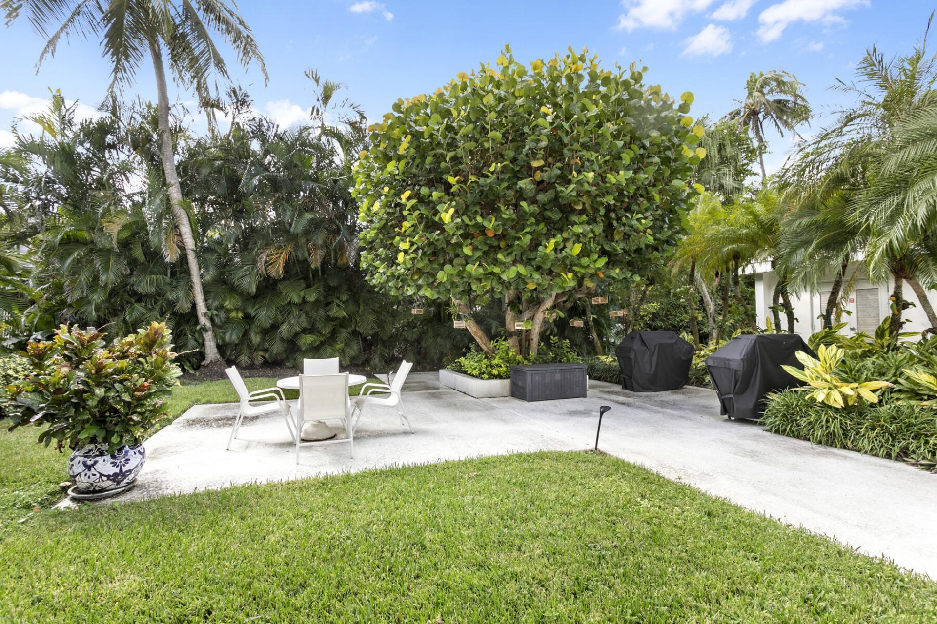 2860 S Ocean Boulevard, Unit 210, Palm Beach, FL 33480 Photo