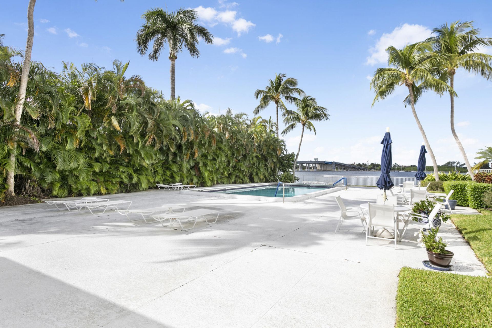 2860 S Ocean Boulevard, Unit 210, Palm Beach, FL 33480 Photo