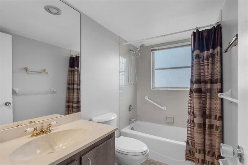 4020 W Palm Aire Drive, Unit 312, Pompano Beach, FL 33069 Photo