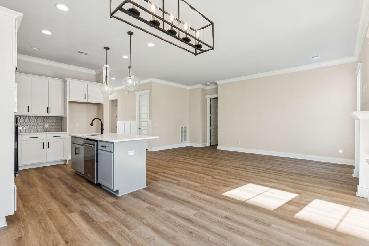 354 Trailmore Lane Photo 19