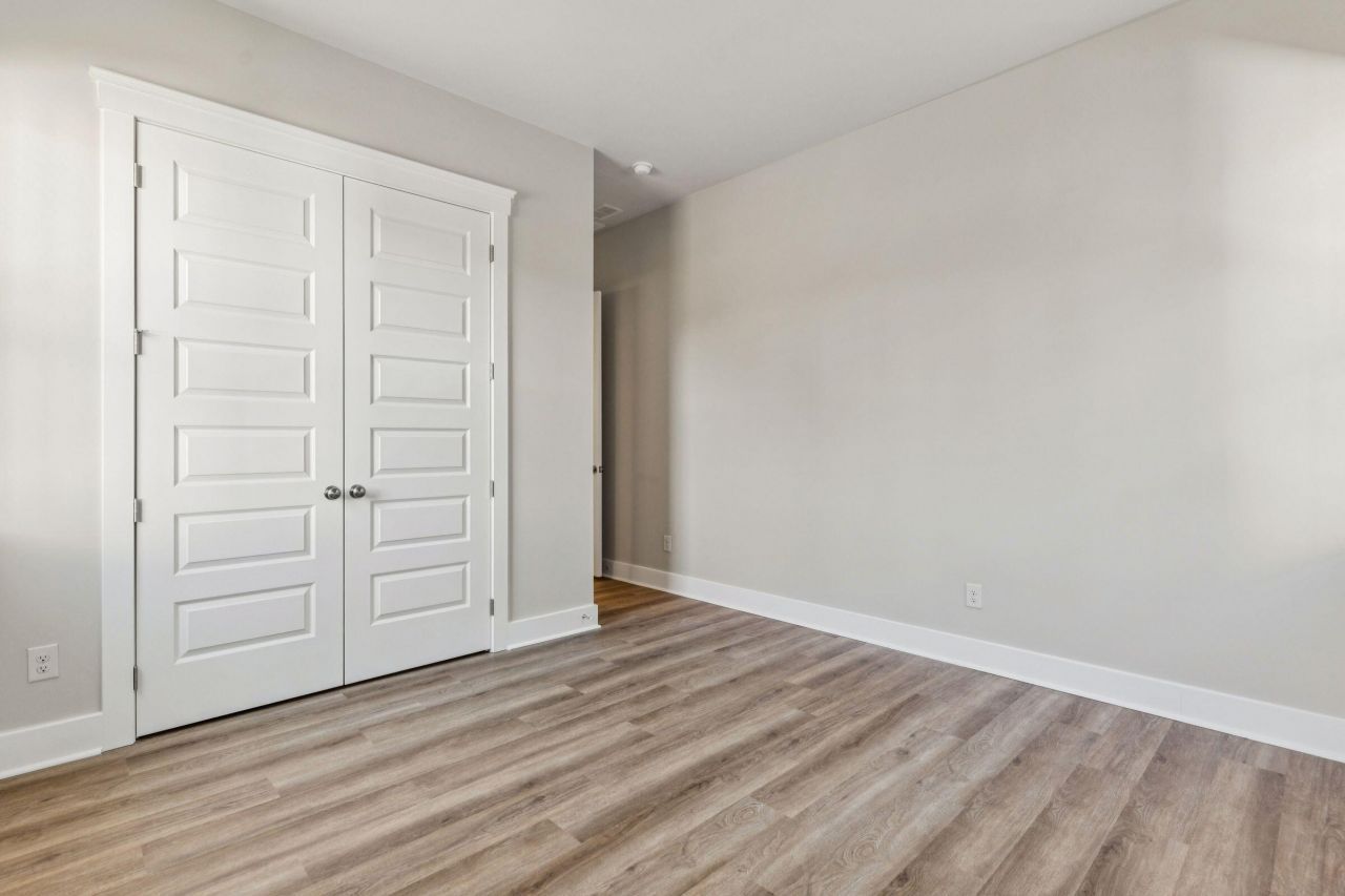 354 Trailmore Lane Photo 24