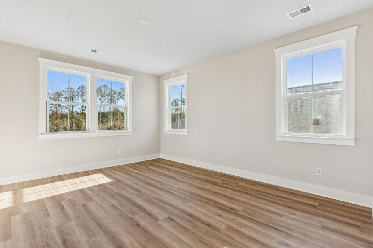 354 Trailmore Lane Photo 32