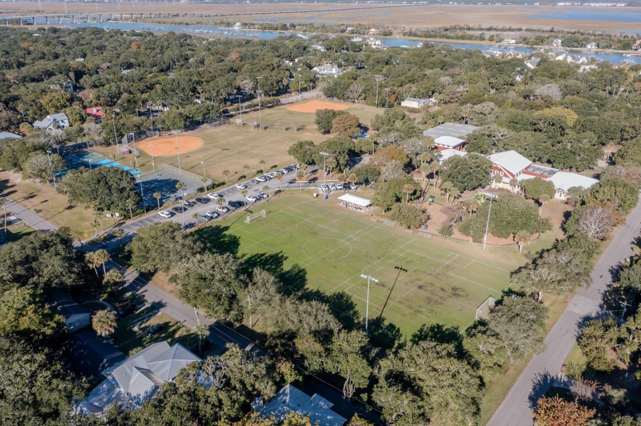 23 22nd Avenue Photo 21