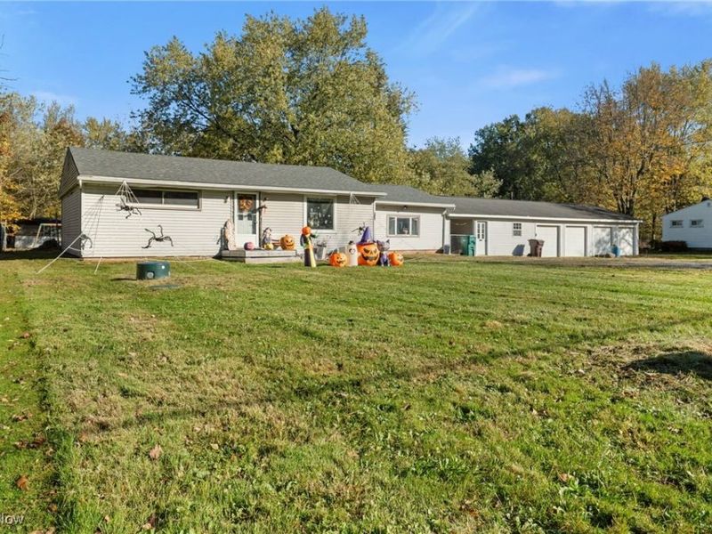 1046 W Ohio Avenue, Sebring, OH 44672 Photo 2