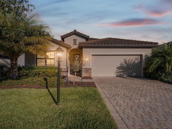 17221 BLUE RIDGE PLACE, LAKEWOOD RANCH, FL 34211