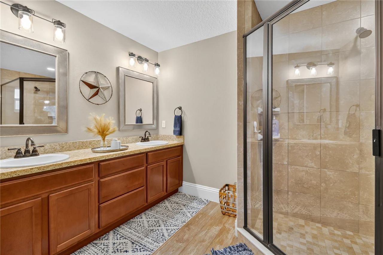 396 N Post Office Road, Kenansville, FL 34739 Photo