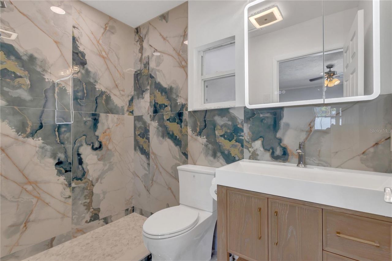 2000 76th Street N, Saint Petersburg, FL 33710 Photo