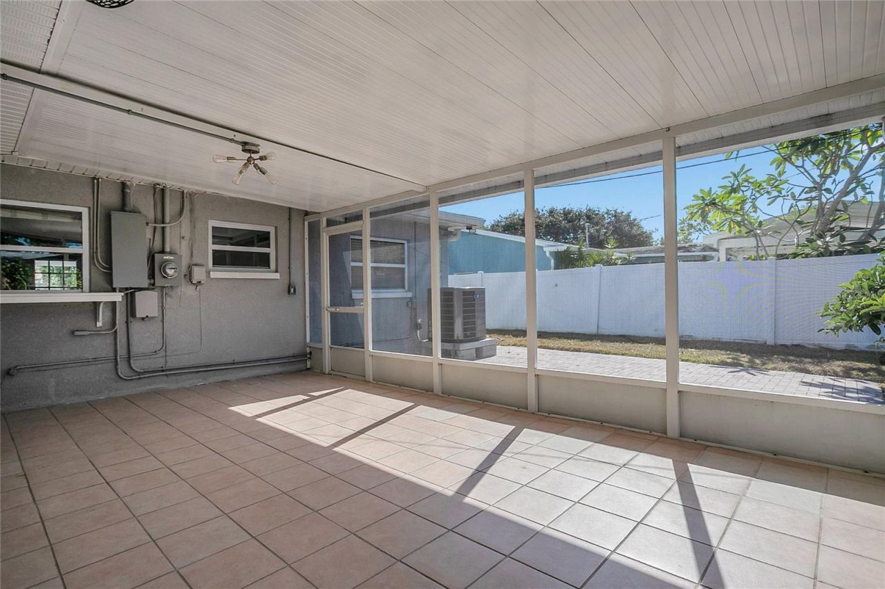 2000 76th Street N, Saint Petersburg, FL 33710 Photo