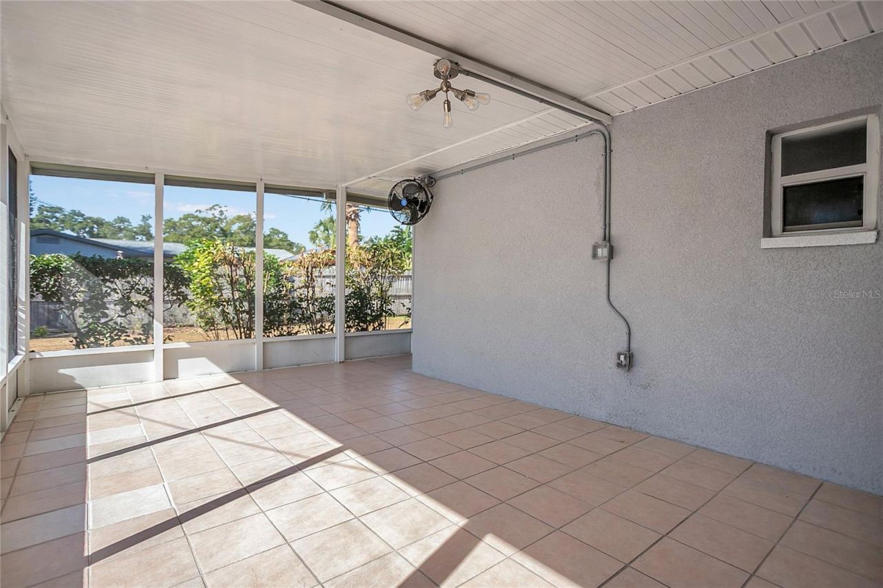 2000 76th Street N, Saint Petersburg, FL 33710 Photo