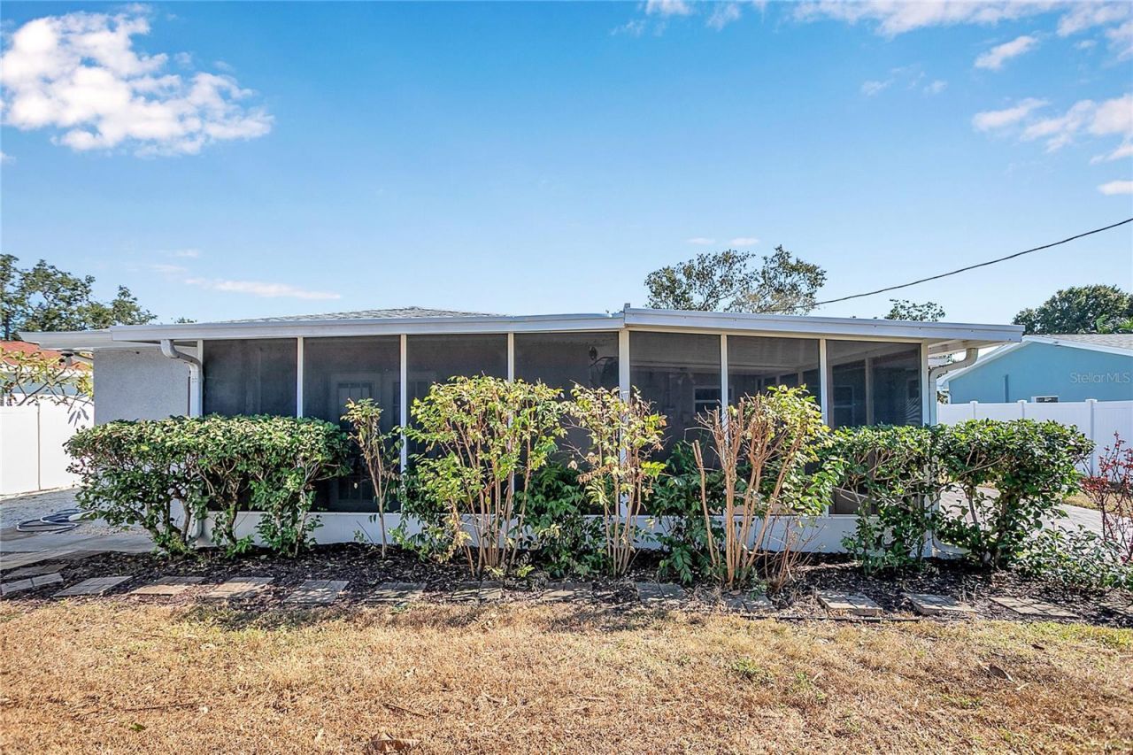 2000 76th Street N, Saint Petersburg, FL 33710 Photo