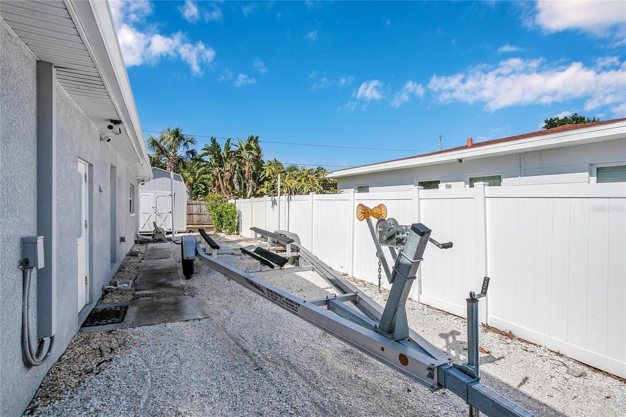 2000 76th Street N, Saint Petersburg, FL 33710 Photo