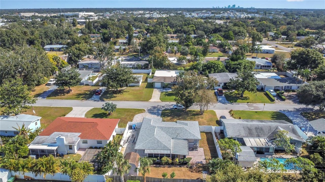 2000 76th Street N, Saint Petersburg, FL 33710 Photo