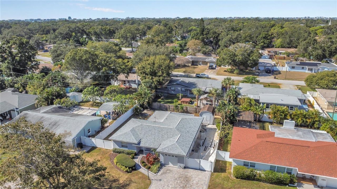 2000 76th Street N, Saint Petersburg, FL 33710 Photo