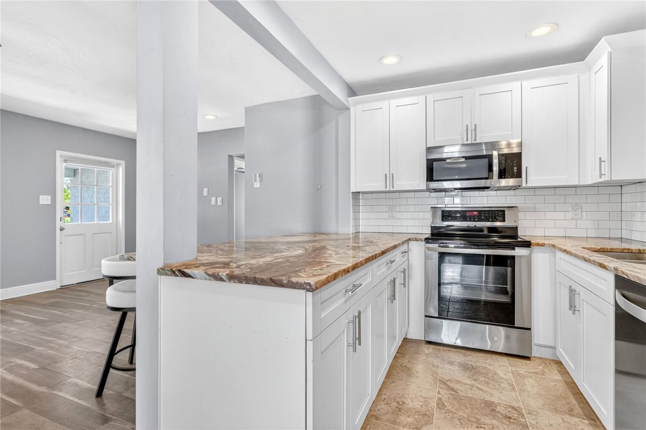 2000 76th Street N, Saint Petersburg, FL 33710 Photo